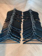 65 Ikea Bumerang kleerhangers zwart, Kleding | Dames, Kledinghangers, Ophalen, Gebruikt, Hout