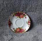 ROYAL ALBERT 1 Schoteltje🙂, Huis en Inrichting, Keuken | Servies, Nieuw, Ophalen of Verzenden, Overige stijlen, Kop(pen) en/of Schotel(s)