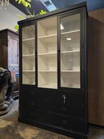 Gave Zwarte vitrinekast | boekenkast | buffetkast met laden, Huis en Inrichting, Kasten | Vitrinekasten, Gebruikt, Niet te achterhalen