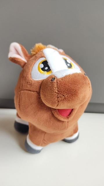 Schattig Pluche Pastd beschikbaar voor biedingen