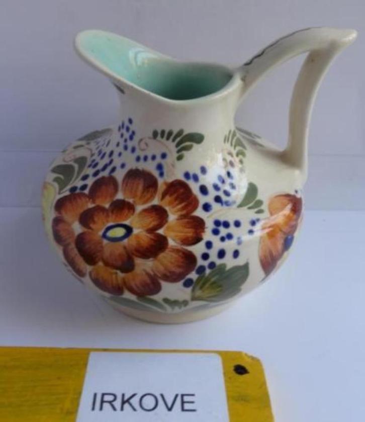 FRAAI KANNETJE * POLYCHROOM * GEMERKT en Gesigneerd *, Antiek en Kunst, Antiek | Keramiek en Aardewerk, Verzenden