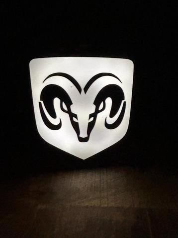 Dodge ram lamp  beschikbaar voor biedingen