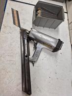 Gebruikte spijkerpistool, Doe-het-zelf en Verbouw, Gereedschap | Overige machines, Ophalen of Verzenden, Gebruikt