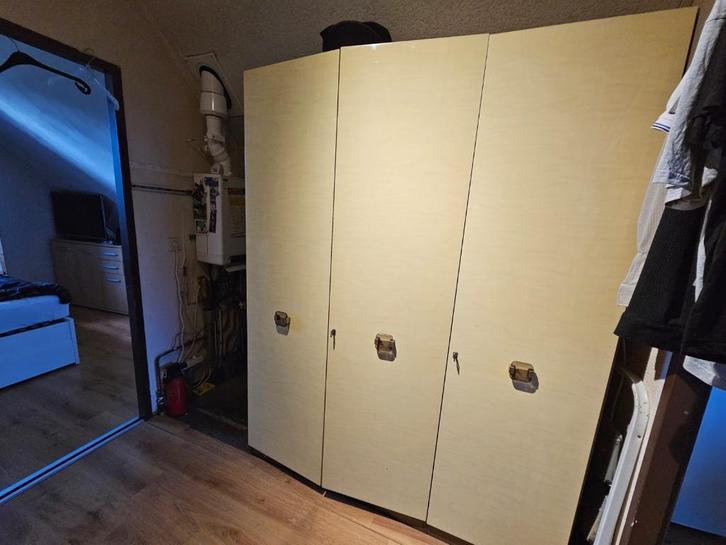 Gangkast 197 cm hoog – 150 cm breed – veel opbergruimte, Huis en Inrichting, Kasten | Kledingkasten, Gebruikt, 150 tot 200 cm