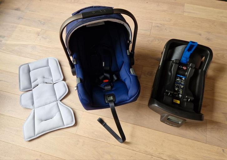 Nuna Pipa "maxicosi" autostoelje met Isofix base, Kinderen en Baby's, Autostoeltjes, Gebruikt, Overige merken, 0 t/m 13 kg, Isofix