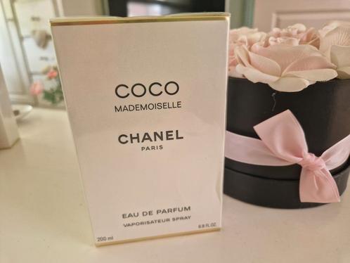 CHANEL coco mademoiselle 200 ml eau de parfum, Sieraden, Tassen en Uiterlijk, Uiterlijk | Parfum, Nieuw, Ophalen of Verzenden