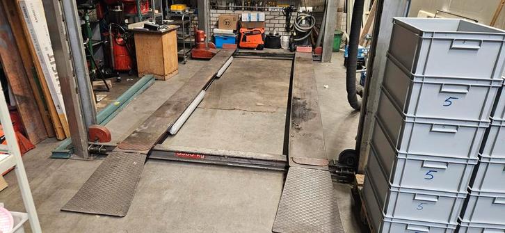 Gebruikte Auto Brug - Koni ALH, Zakelijke goederen, Machines en Bouw | Industrie en Techniek, Ophalen of Verzenden