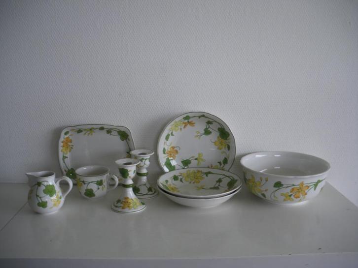 Villeroy & Boch Geranium servies, Huis en Inrichting, Keuken | Servies, Zo goed als nieuw, Bord(en), Overige stijlen, Porselein
