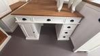 Bureau ''Oltisa'' Wit, Ophalen, Nieuw, Bureau