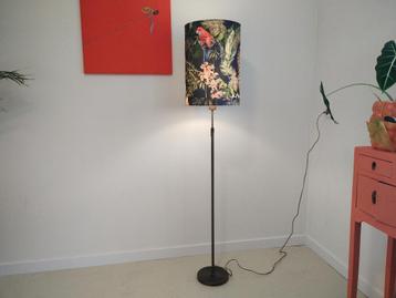 Staande Lamp inclusief kap en LED lamp in hoogte verstelbaar beschikbaar voor biedingen