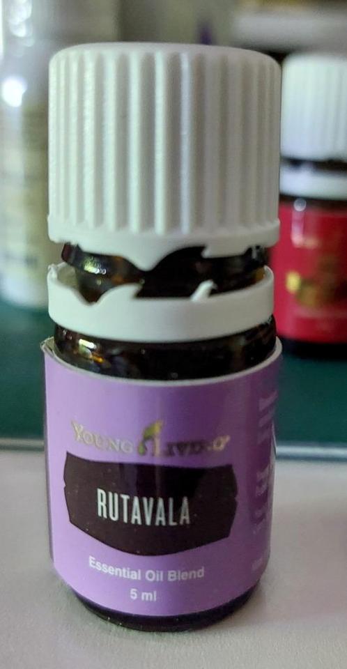 Young Living Etherische Oliën, Sport en Fitness, Gezondheidsproducten en Wellness, Zo goed als nieuw, Aroma, Verzenden