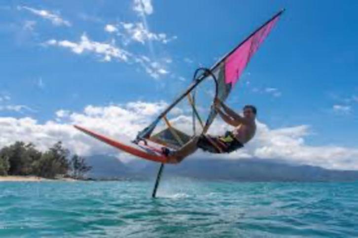 Naish micro hover foil, Watersport en Boten, Windsurfen, Zo goed als nieuw, Complete set, Minder dan 250 cm, Met vin(nen), Met draagtas