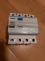 HAGER CPA 440 G, Hobby en Vrije tijd, Elektronica-componenten, Ophalen of Verzenden, Zo goed als nieuw
