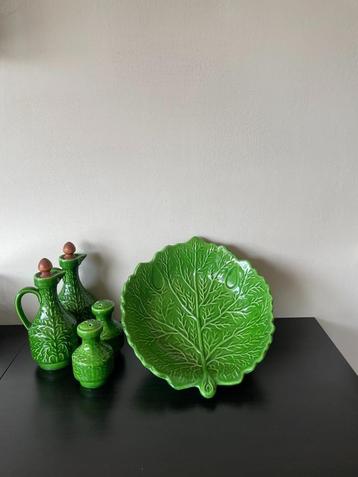 Vintage 5-Delig Koolblad Servies, Cabbage Bladvorm pottery beschikbaar voor biedingen