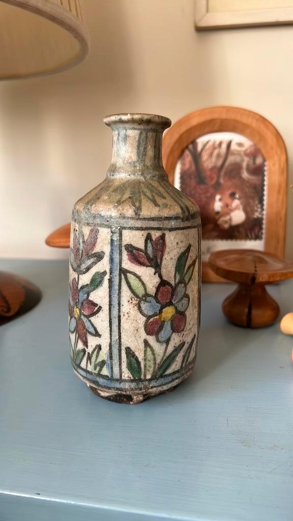 Iznik Qajar Perzisch vaasje, Antiek en Kunst, Antiek | Vazen, Ophalen of Verzenden