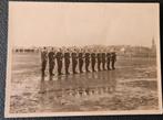 Foto100%wo2 duitse Soldaten LW helm topper, Ophalen of Verzenden, Landmacht, Duitsland, Helm of Baret