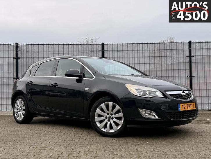 Opel Astra 1.4 Turbo Cosmo Trekhaak! Sportstoelen!, Auto's, Opel, Bedrijf, Te koop, Astra, ABS, Airbags, Airconditioning, Alarm