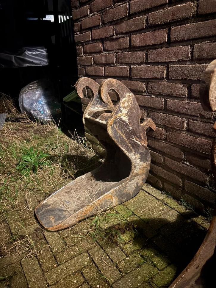 Sleuvenbak / Banaanbak / dieplepel bak / cw00 cw05, Zakelijke goederen, Machines en Bouw | Onderdelen, Ophalen of Verzenden