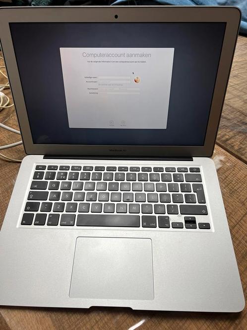 MacBook Air 13 inch, Computers en Software, Apple Macbooks, Gebruikt, 13 inch, Minder dan 2 Ghz, Ophalen of Verzenden