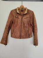 Leren Damesjas SAKI Maat 38, Maat 38/40 (M), Bruin, Ophalen of Verzenden, Zo goed als nieuw