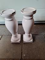 Kandelaars 2 stuks / pilaren
Hoogte 37 cm
Voet 11x11 cm, Ophalen of Verzenden, Zo goed als nieuw