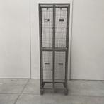 4-deurs grijze metalen gaaslockerkast - 197x62x32 cm, Huis en Inrichting, Kasten | Lockerkasten, Ophalen, Gebruikt, Locker