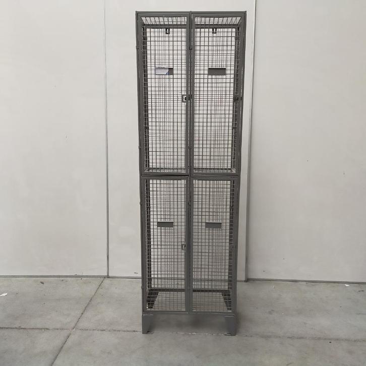 4-deurs grijze metalen gaaslockerkast - 197x62x32 cm, Huis en Inrichting, Kasten | Lockerkasten, Gebruikt, Ophalen