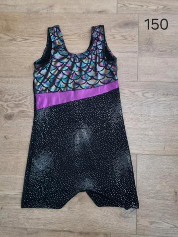 Leuk turnpakje broekje ineen maat 150 beschikbaar voor biedingen