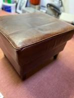 Mooie schapenleren hocker/poef, Ophalen, Gebruikt, 50 tot 75 cm, Leer