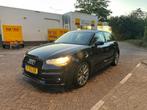 Audi A1 1.4 Tfsi 90KW Sportback 2014 Zwart, Auto's, Voorwielaandrijving, Metallic lak, Stof, A1