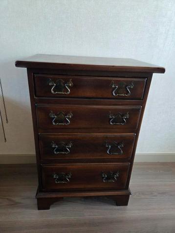 Leuk bruin ladekastje - 55x35x73cm beschikbaar voor biedingen