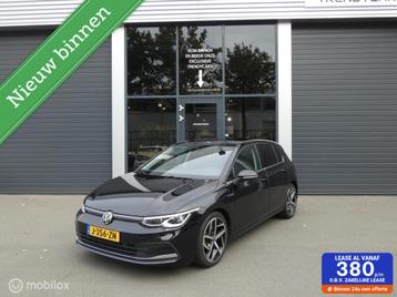 Volkswagen Golf 1.5 eTSI Style /AUTOMAAT /NAP/PANODAK beschikbaar voor biedingen