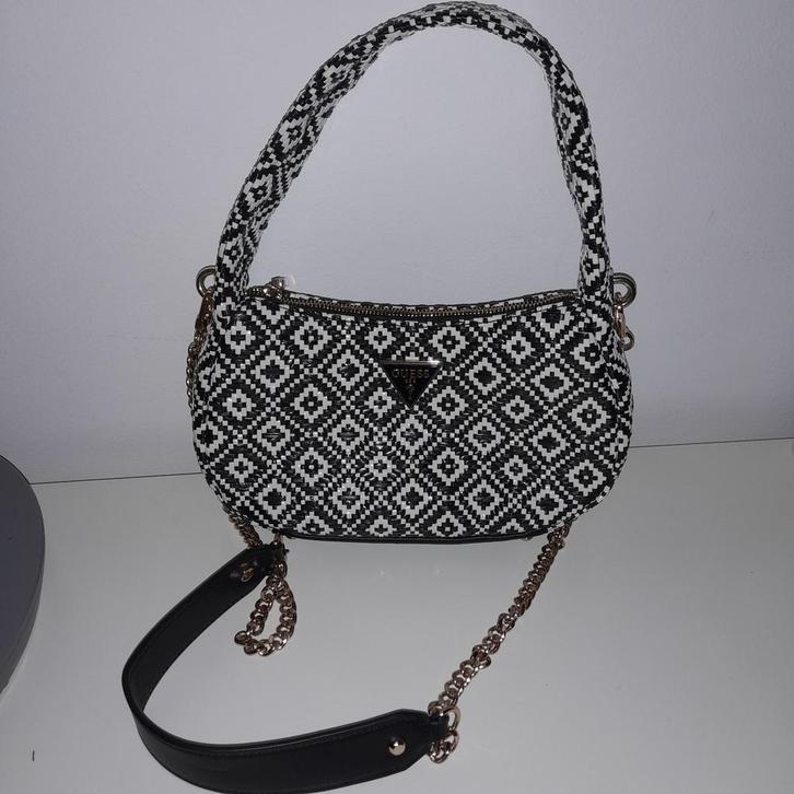 Mooie cross body / hand tas van Guess Zgan!, Sieraden, Tassen en Uiterlijk, Tassen | Damestassen, Zo goed als nieuw, Schoudertasje