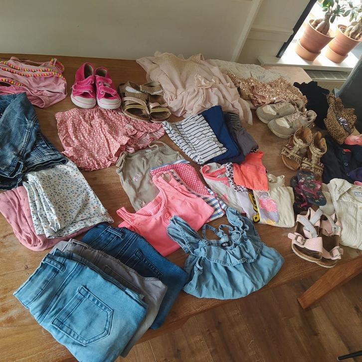 Kleding pakket meisje 104/110, Kinderen en Baby's, Kinderkleding | Kinder-kledingpakketten, Gebruikt, Ophalen of Verzenden