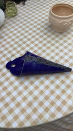 Vaas buiten tegen de muur, Tuin en Terras, Bloempotten, Verzenden