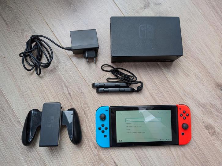 Nintendo Switch, complete set in topconditie, Spelcomputers en Games, Spelcomputers | Nintendo Switch, Zo goed als nieuw, Switch Original