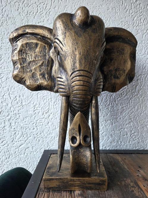 Houten beeld van een olifantenhoofd op poot, Verzamelen, Beelden en Beeldjes, Nieuw, Dier, Ophalen of Verzenden