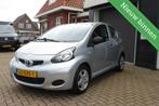 Toyota Aygo 1.0-12V Now, 2012, Airco, Auto's, Toyota, Voorwielaandrijving, Euro 5, Stof, Zwart