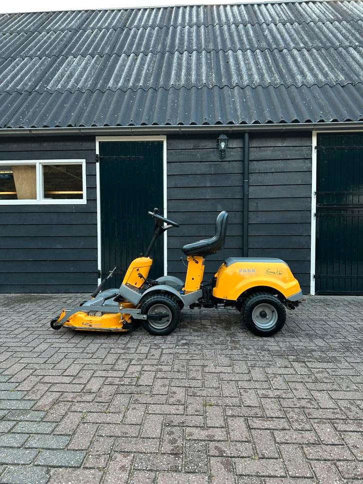 Stiga park - 11.5 pk Honda - zitmaaier - frontmaaier, Tuin en Terras, Zitmaaiers, Gebruikt, 90 tot 120 cm, Elektrische starter