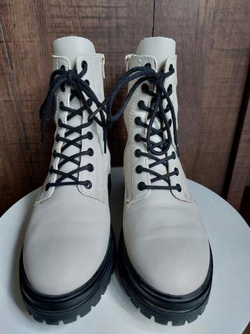 Manfield veterboots maat 41 beschikbaar voor biedingen