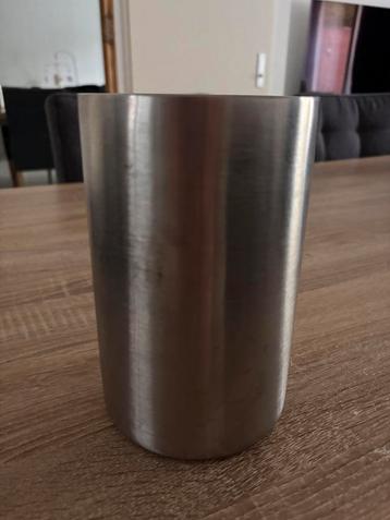 Metalen voor wijn fles beschikbaar voor biedingen