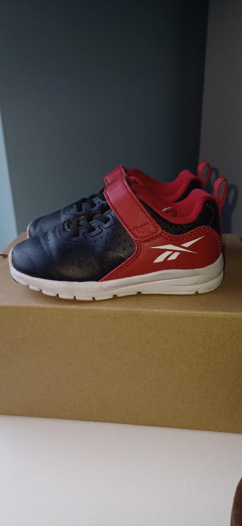 REEBOK    Sz: 22.5, Kinderen en Baby's, Kinderkleding | Schoenen en Sokken, Zo goed als nieuw, Sportschoenen, Jongen, Ophalen