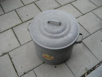 Zinken retro wasketel Beccon 38 met deksel beschikbaar voor biedingen