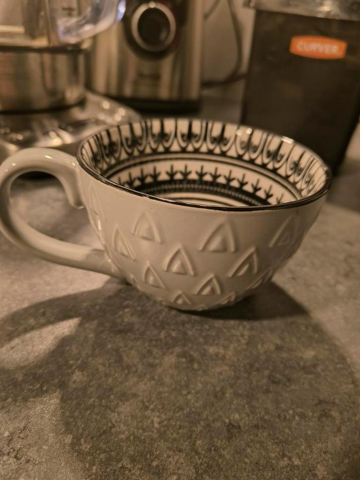 Gezocht!! 4 INARI soepkom donkerblauw (Action), Huis en Inrichting, Keuken | Servies, Zo goed als nieuw, Overige stijlen, Ophalen of Verzenden