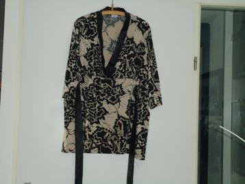 blouse tuniek mt xxl de bw = 122 beige/zwart met motief beschikbaar voor biedingen