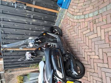 nette sym brom scooter alles werkt beschikbaar voor biedingen