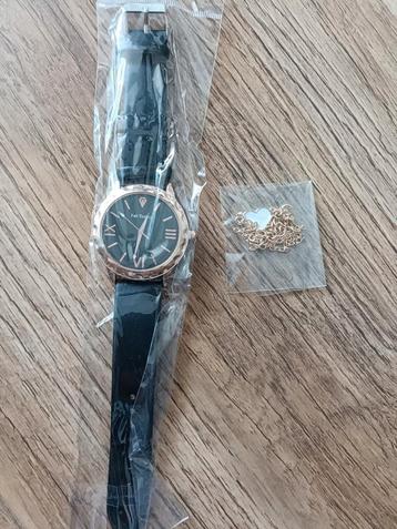 Horloge (verschillende) beschikbaar voor biedingen