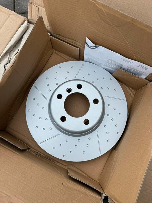 NIEUW! BMW remschijven geperforeerd 2 stuks - remschijf ABS, Auto-onderdelen, Remmen en Aandrijving, BMW, Nieuw, Ophalen of Verzenden
