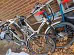Twee fietsen, Ophalen