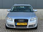 Audi A4 Avant 2.0 Advance AUTOMAAT PDC/NAVI/BLUETOOTH/TREKHA, Auto's, Stof, Beige, 4 cilinders, 1984 cc